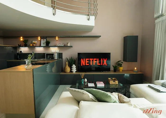 Amazing Seafront Duplex Apartment Sliema