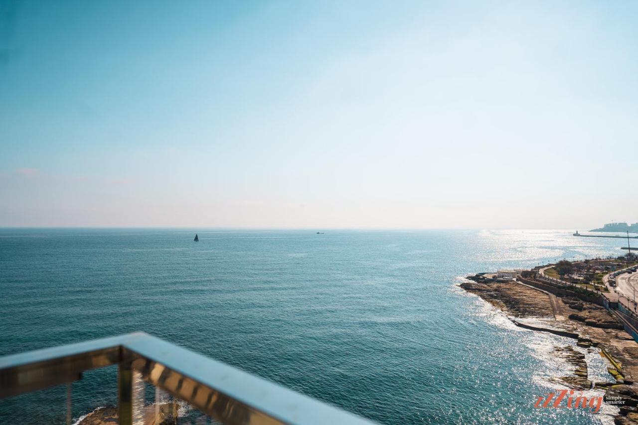 Apartman Amazing Seafront Duplex *