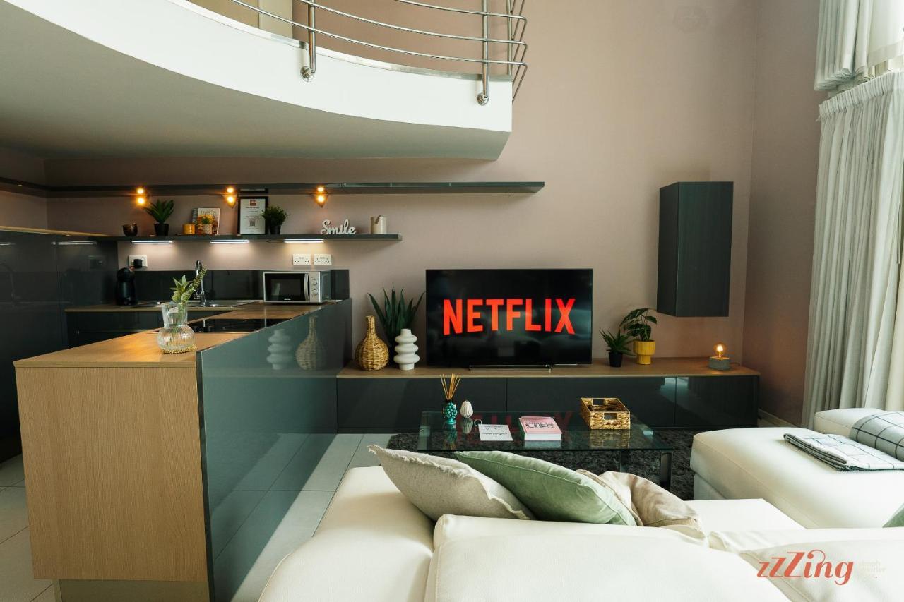 Amazing Seafront Duplex Sliema