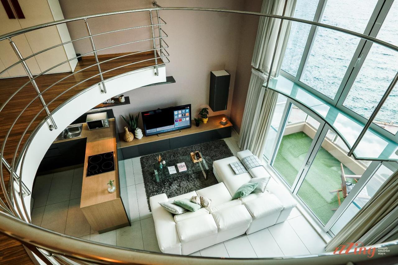 Amazing Seafront Duplex *